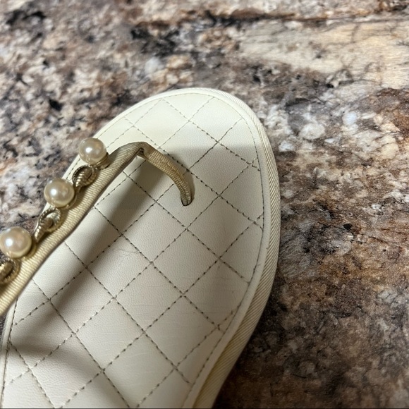 Authentic Chanel Off-White Sandals with Pearls - Picture 7 of 14